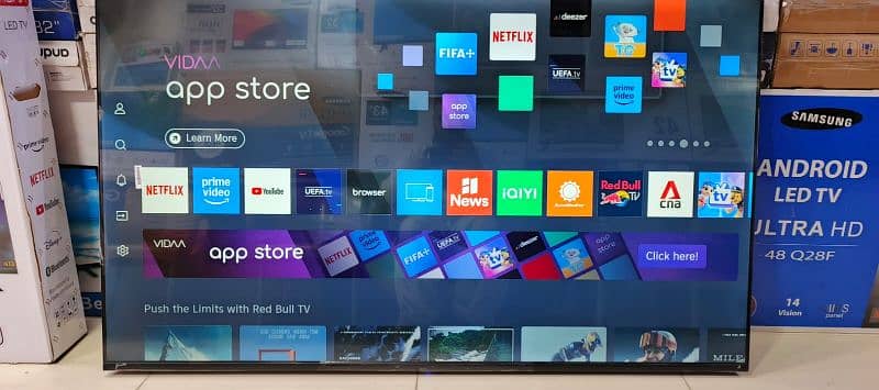 55 inches Full screen hicence led tv slim 4k voice command 1