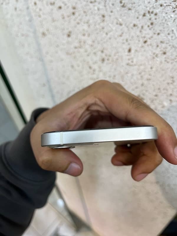 i phone 12 sim time available 0