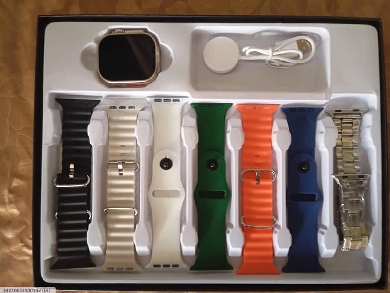 Smart Watch with 7 Wristbands - Fitness Tracker and Activity Monitor 0