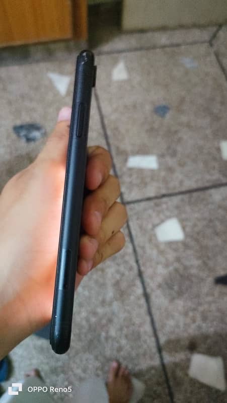 iPhone XR 128 GB 1