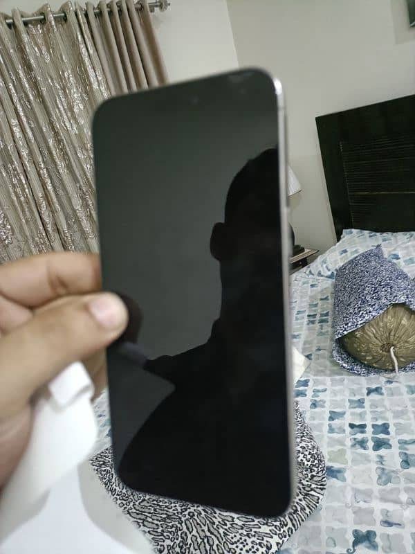 Apple Iphone 15 pro max Non Pta 5