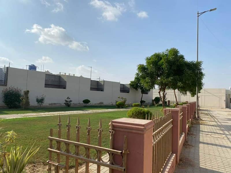 Luxury Single Story Villas in Falaknaz Dreams Malir 2
