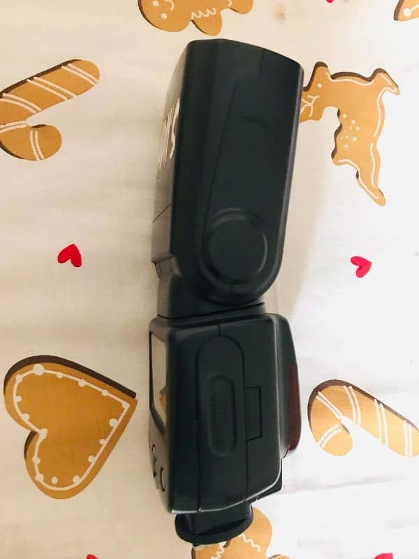 Speedlight Flash with Triggor for sale No any Fault 3