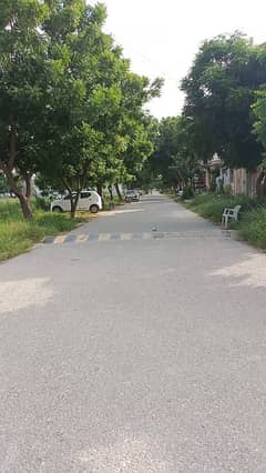 400 Sq/yd Plot Available For Sale Near To Park Facing At Aligarh Chs 5A Scheme 33