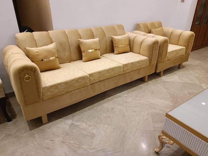 6 seater sofa / drawing room sofa /poshish sofa 3
