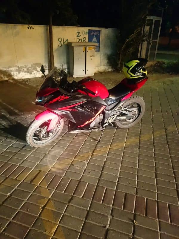 Selling Very Loud Kawasaki Ninja Rep. 400cc 4 cylinder 2