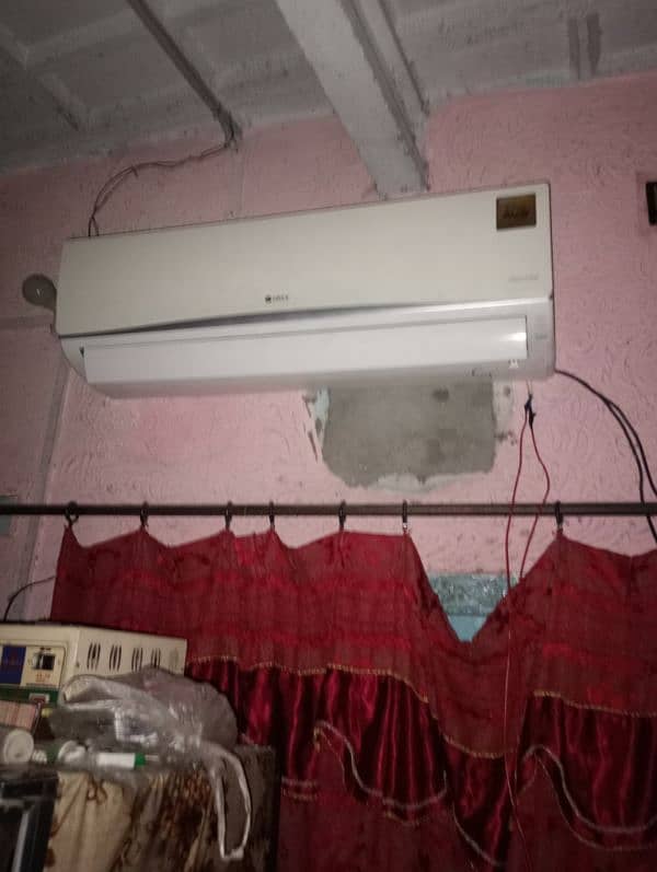 Gree 2 Ton SADA AC Net and clean 10by10 condition  03335777266 0
