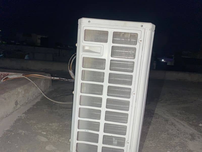 Gree 2 Ton SADA AC Net and clean 10by10 condition  03335777266 12