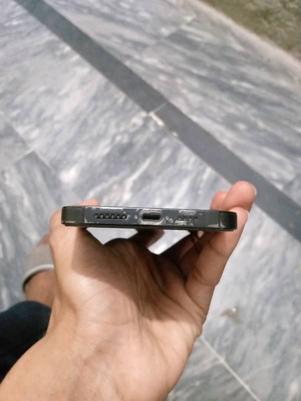 Iphone 14 pro max 128 gb non pta with box  black color for sale 2