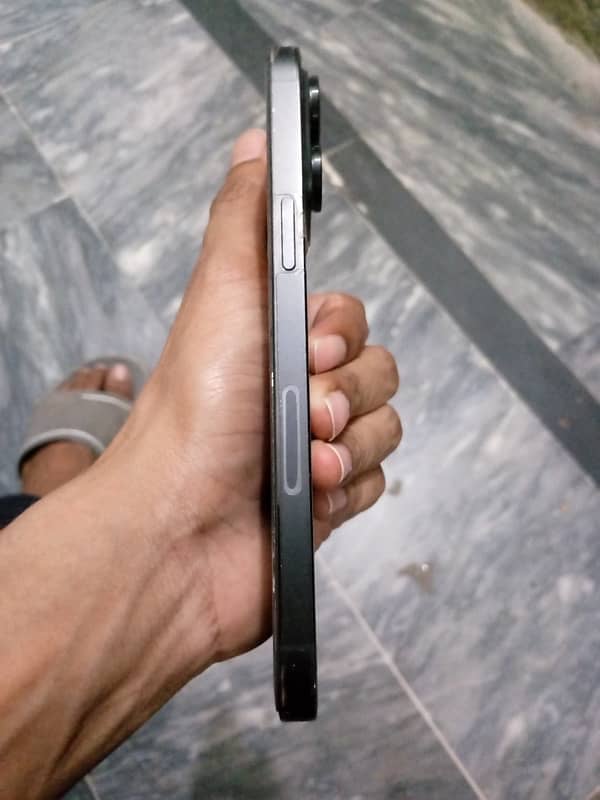 Iphone 14 pro max 128 gb non pta with box  black color for sale 5