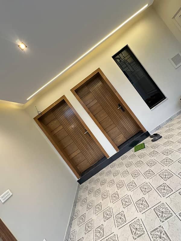Luxury House For Sale In Faisal Town 4