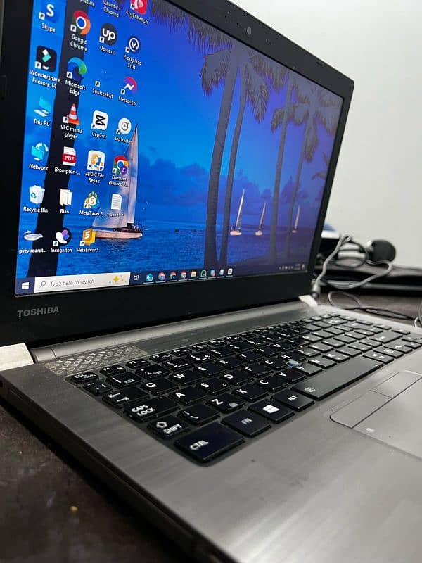Toshiba Laptop For Sell 2