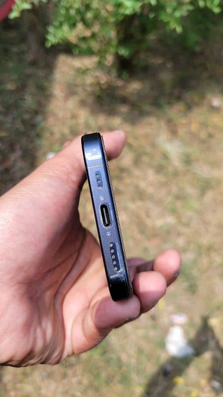 I phone 15 pro 256 gb factory unlocked non Pta 3