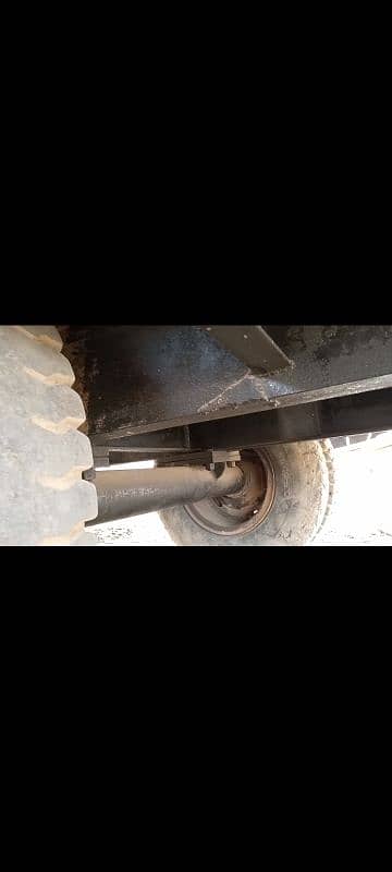 trala 16/8 tyre 11/20 mrf 7