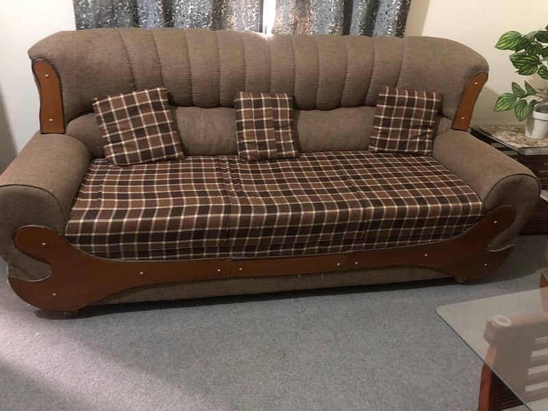5 seater sofa set with center table and 2 side tables. 0