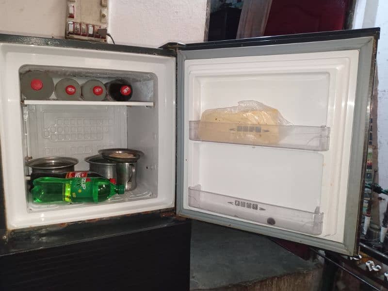 condition 10/10 new look urgent sell 4