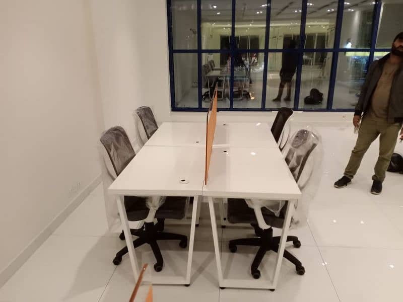 Computer Office Workstation Tables and Chairs 4
