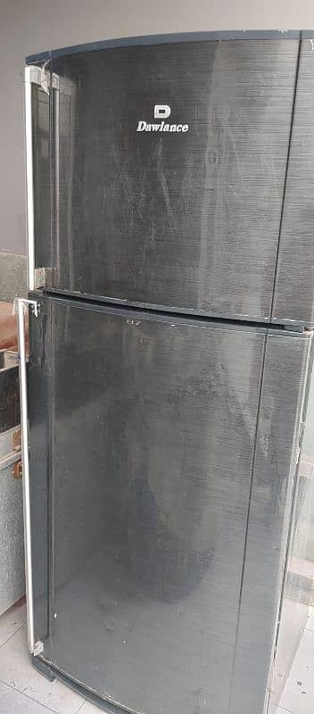 Dawlance Full-Size Refrigerator 0