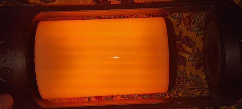 LED Flame Lamp Bluetooth Speaker & Wireless Charger 4