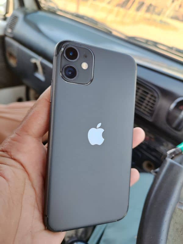 iPhone 11 factory unlocked 0