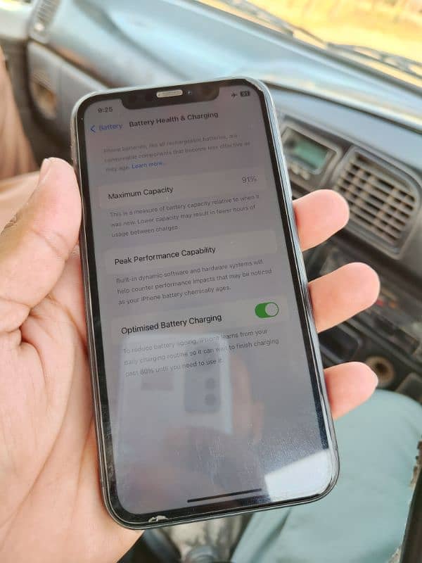 iPhone 11 factory unlocked 2