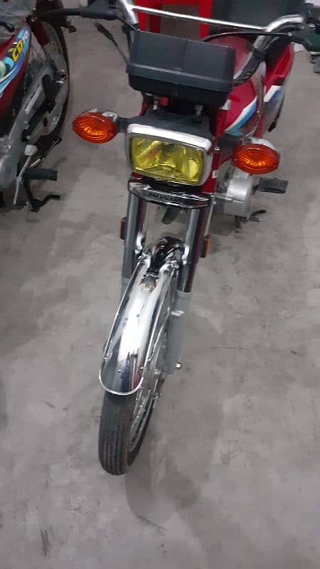 Honda cg 125 2023-24 model without number 4