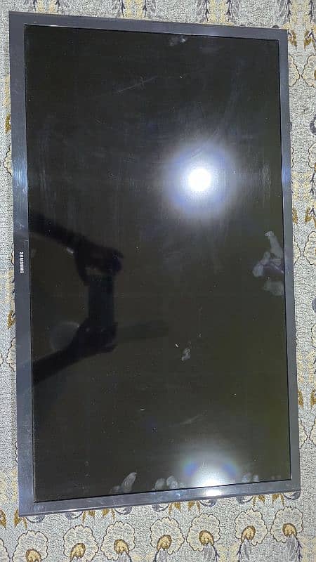 Samsung lcd original 10/10 condition 0