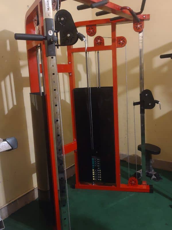 FUNCTIONAL TRAINER / EXERCISE MACHINE / HOME GYM 1