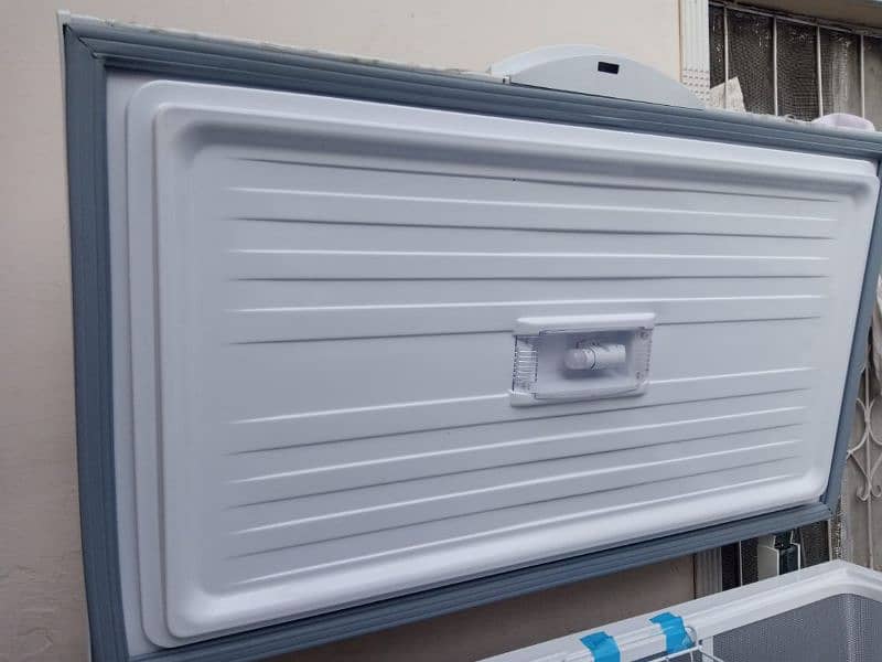 deep freezer 8