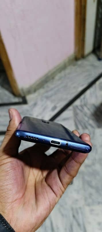 one 7 Pro PTA Approved 256 GB exchange comen 30 256GB posibal 2