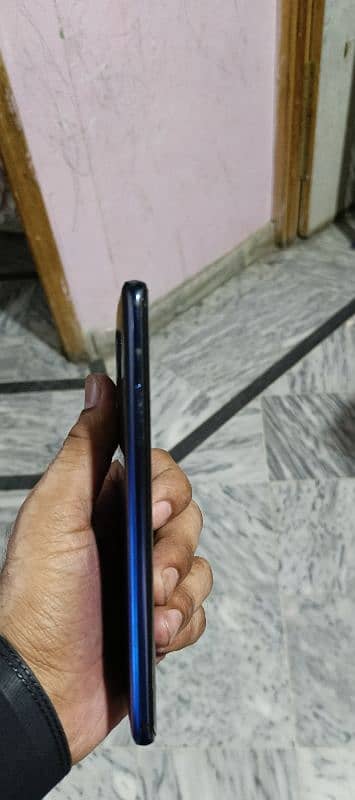 one 7 Pro PTA Approved 256 GB exchange comen 30 256GB posibal 3