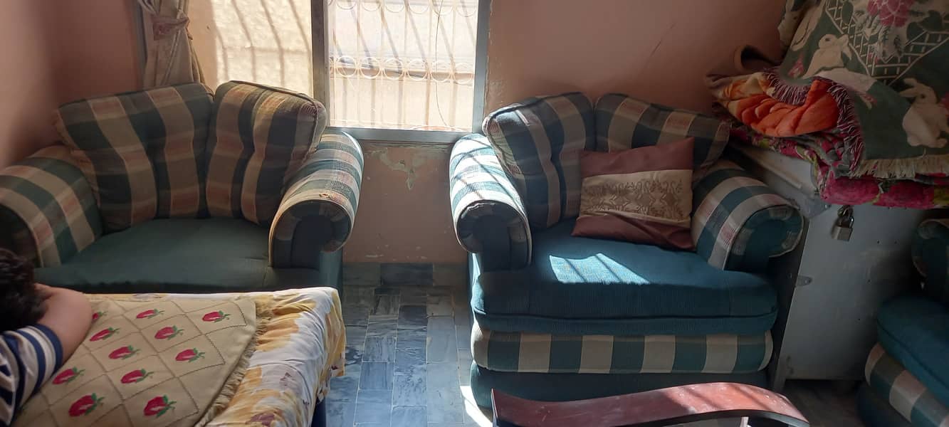 Sofa set with table 1