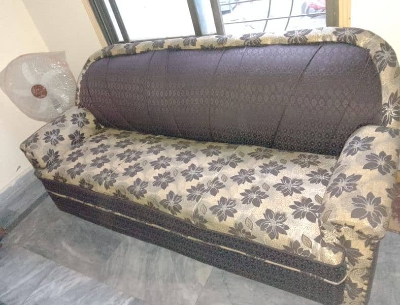 5 seater Sofa set For sale -3+1+1 with covers 2