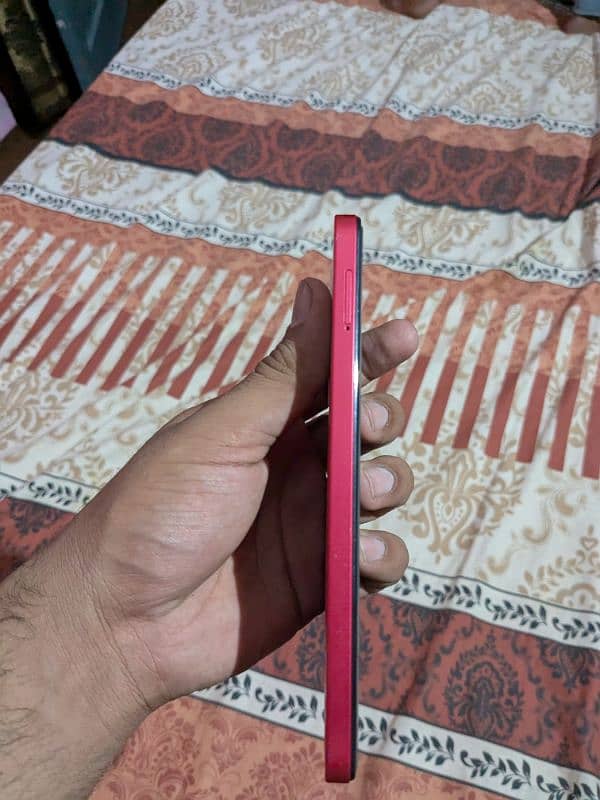 Tecno spark 10 pro 4
