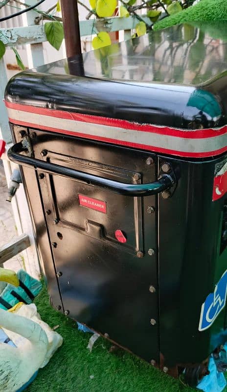 GENERATOR 10KVA (SOUND PROOF PERKINS CONOPY ) 1