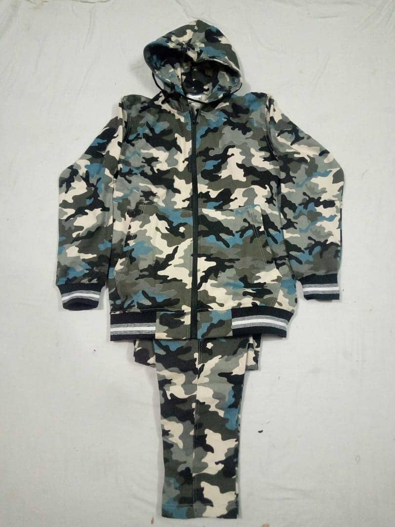 tracksuit / t-shirts / hoodies and one peice suit is also available 3
