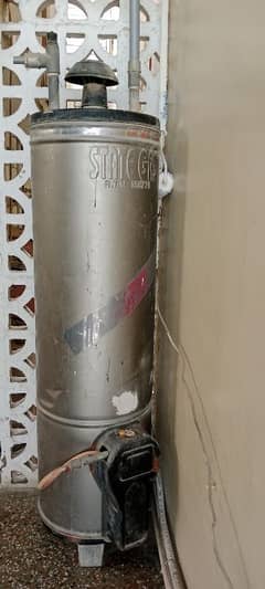 40 Gallon Gas Geyser – Fully Functional, Reliable & Ready to Use