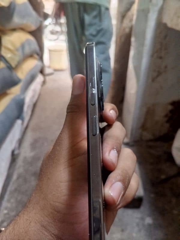 Tecno spark 30 pro box with charger 5