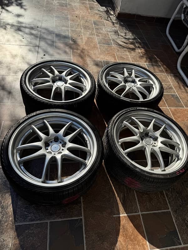 work emotion CR 20” 114pcd 5 nut with 245/30/20 brand new tyres 5