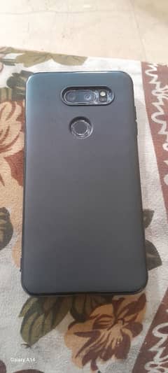 LG V 30 sale number:03319180885 4/64 GB