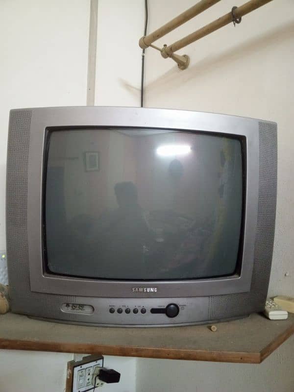 Samsung tv urgent sale good condition 0