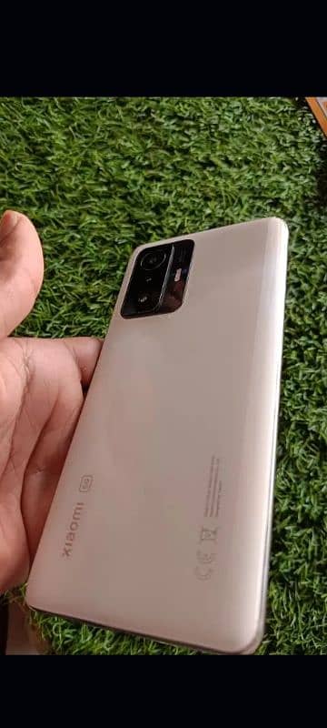 Xiaomi 11 T Ram 8 GB 256 condition 10 by 9.5 and box 0