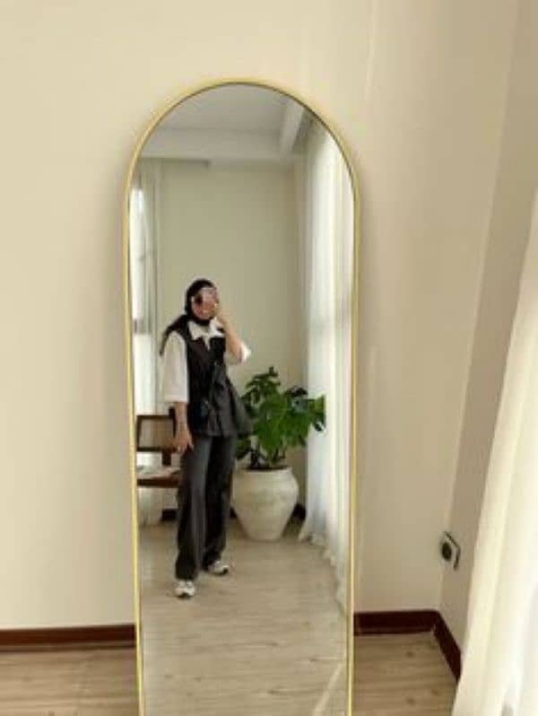 Dressing Mirror 0