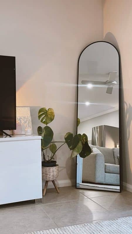 Dressing Mirror 9