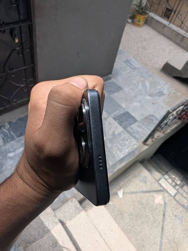 Tecno spark 20 5
