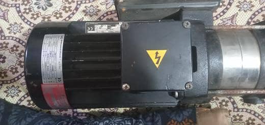 GRUNDFOS PUMP TYPE CH4-30 A-A-CVUV MODEL F44Z53603 P40321 2