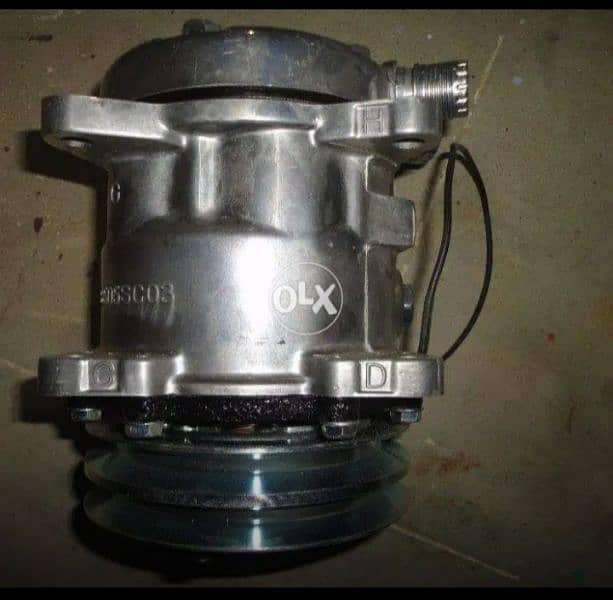 universal ac compressor brand new for petrol/diesel vehicles 8