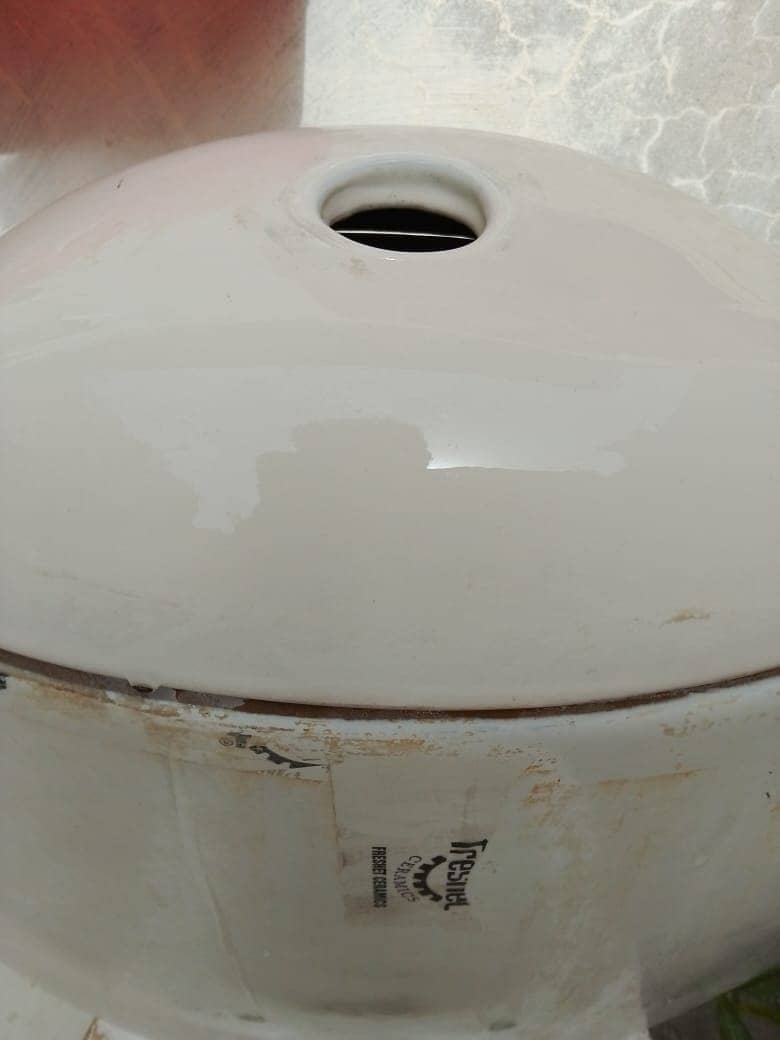 Commode 3