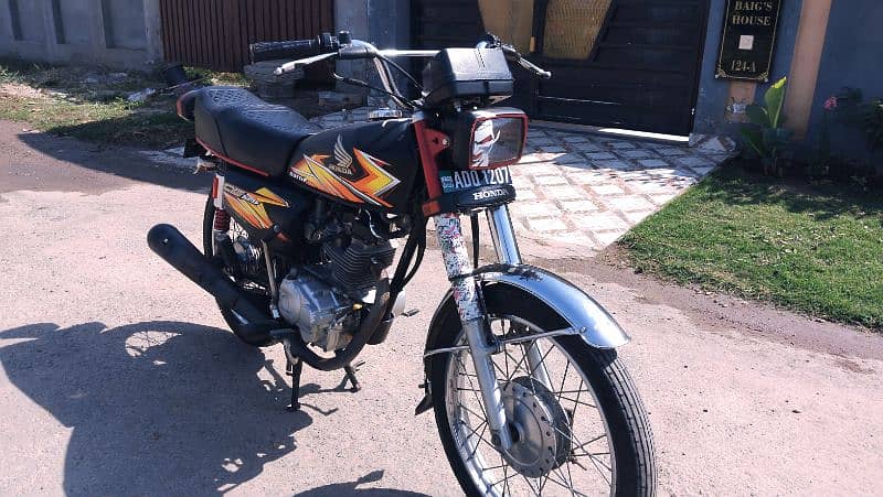 Total Original 2021 Model 125 2