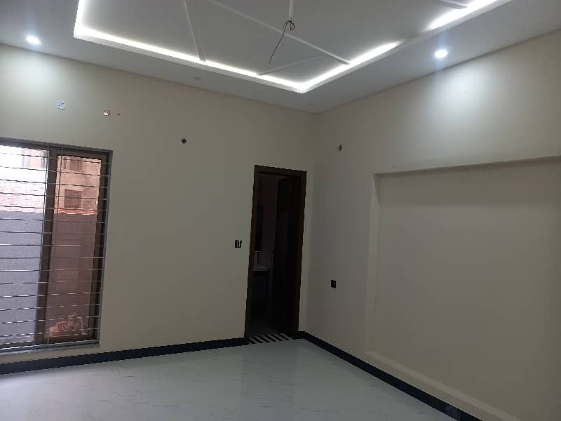 Prime Location House Of 8 Marla For sale In Bahria Nasheman - Zinia 13